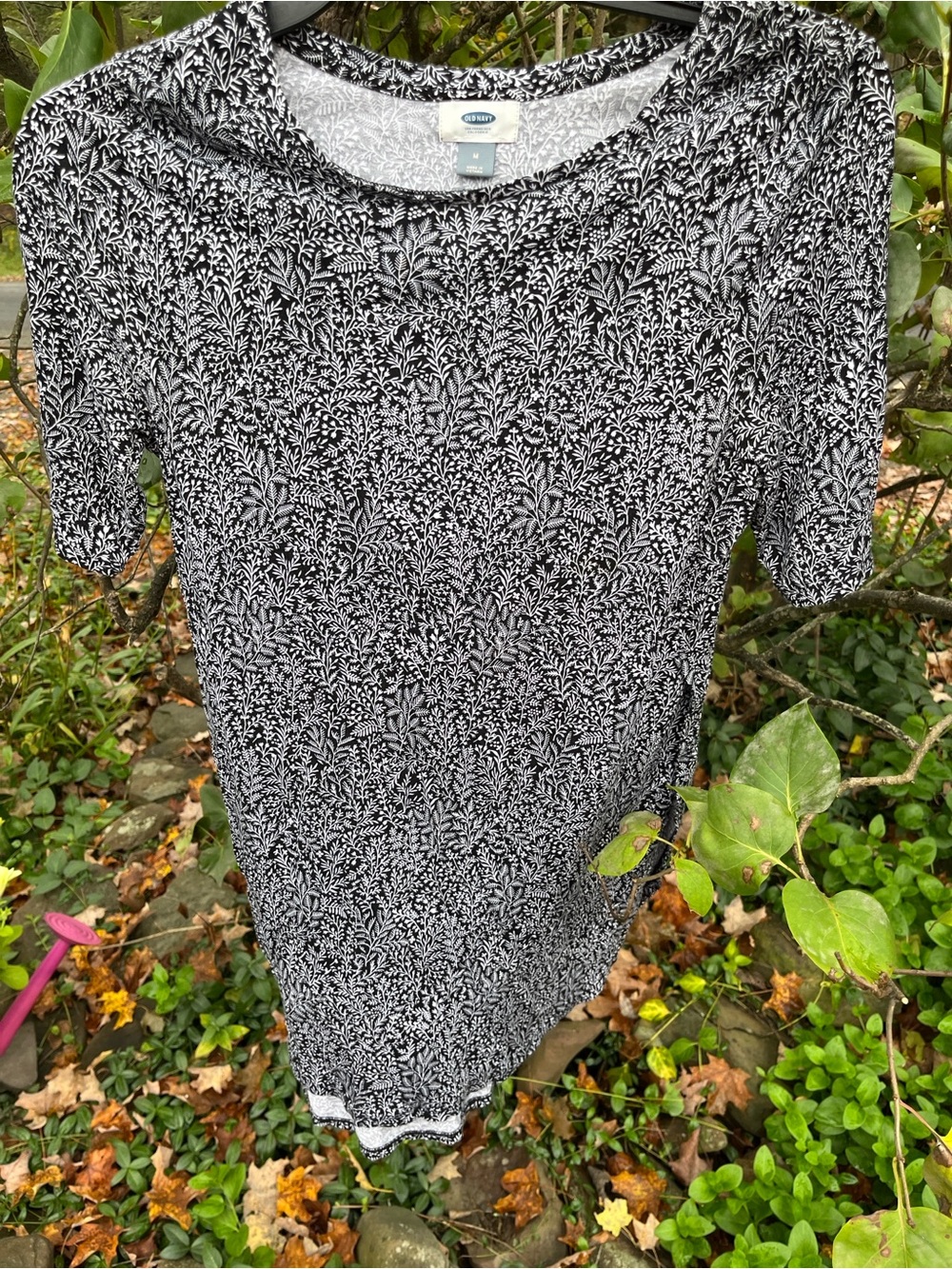 Old Navy Floral Mini Dress in Black & White Size Medium